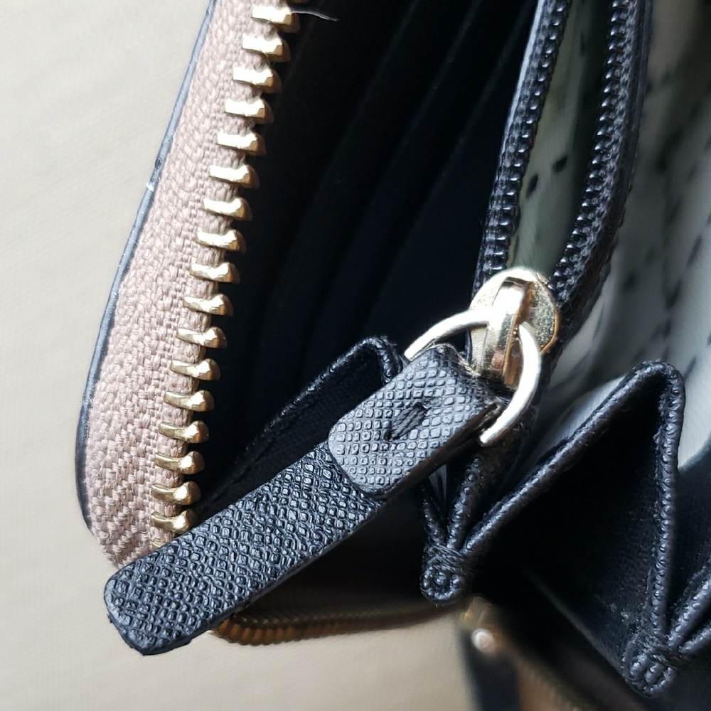 Kate Spade Black and Tan Wallet - Picture 17 of 17